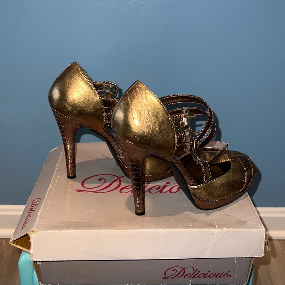 Delicious heels - Picture 2 of 4